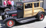 26 Ford Model T Woody Victoria Sedan