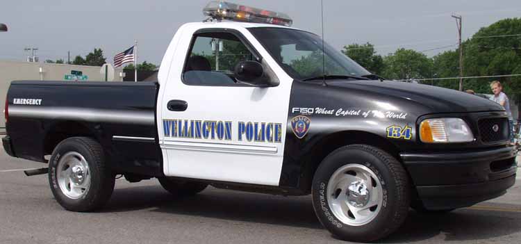 02 Ford Police Pickup Wellington, Ks