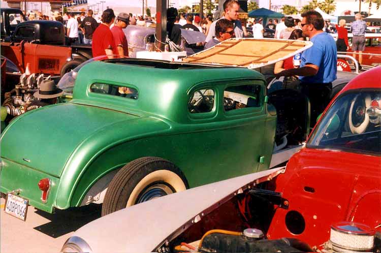 32 Ford Hiboy Chopped 5W Coupe