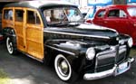 42 Ford ForDor Woodie Station Wagon