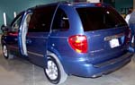 05 Chrysler Town & Country Mini Van