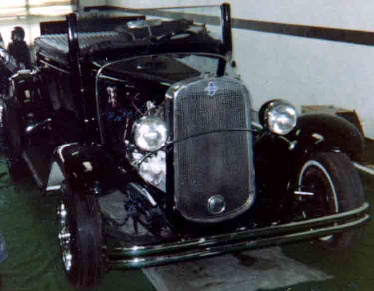 32 Chevrolet Roadster
